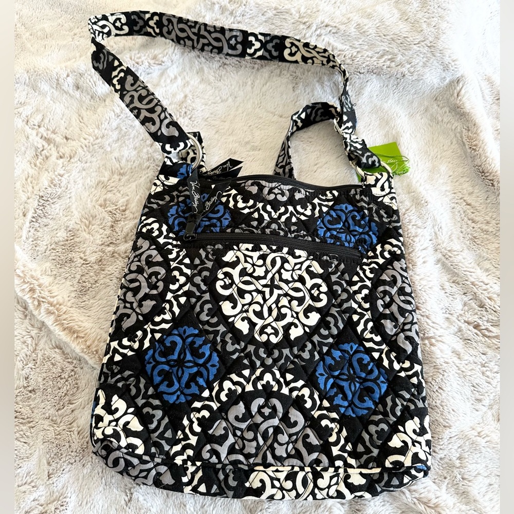 VERA BRADLEY BAG.